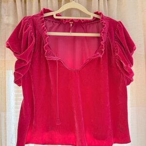 Free People Small velvet pink top